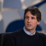 Apollo Global Management Limits Withdrawals from Flagship Private Credit Fund Amid Rising Investor Liquidity Demands