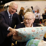 Berkshire Hathaway Faces Significant Operating Earnings Decline in Q4 2025 Amid CEO Transition and Insurance Sector Weakness